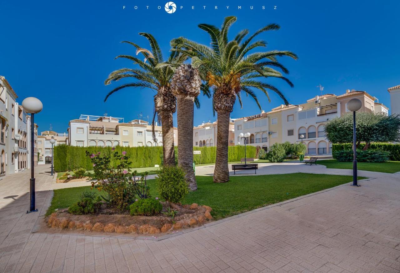 108 Apartament Fabulus Torrevieja Exterior foto